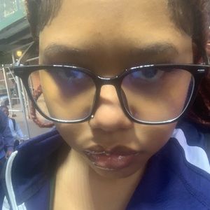 Meet your Posher, Ariuna